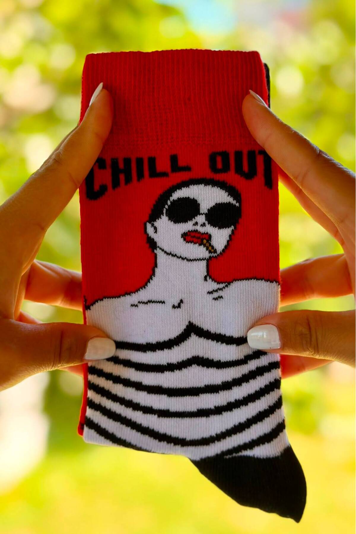Sağlı Sollu Chill Out Desenli Soket Çorap