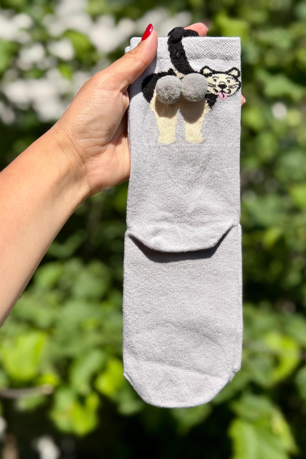 Unisex Gri Dilini Çıkaran Köpek Desenli Ponpon Soket Çorap