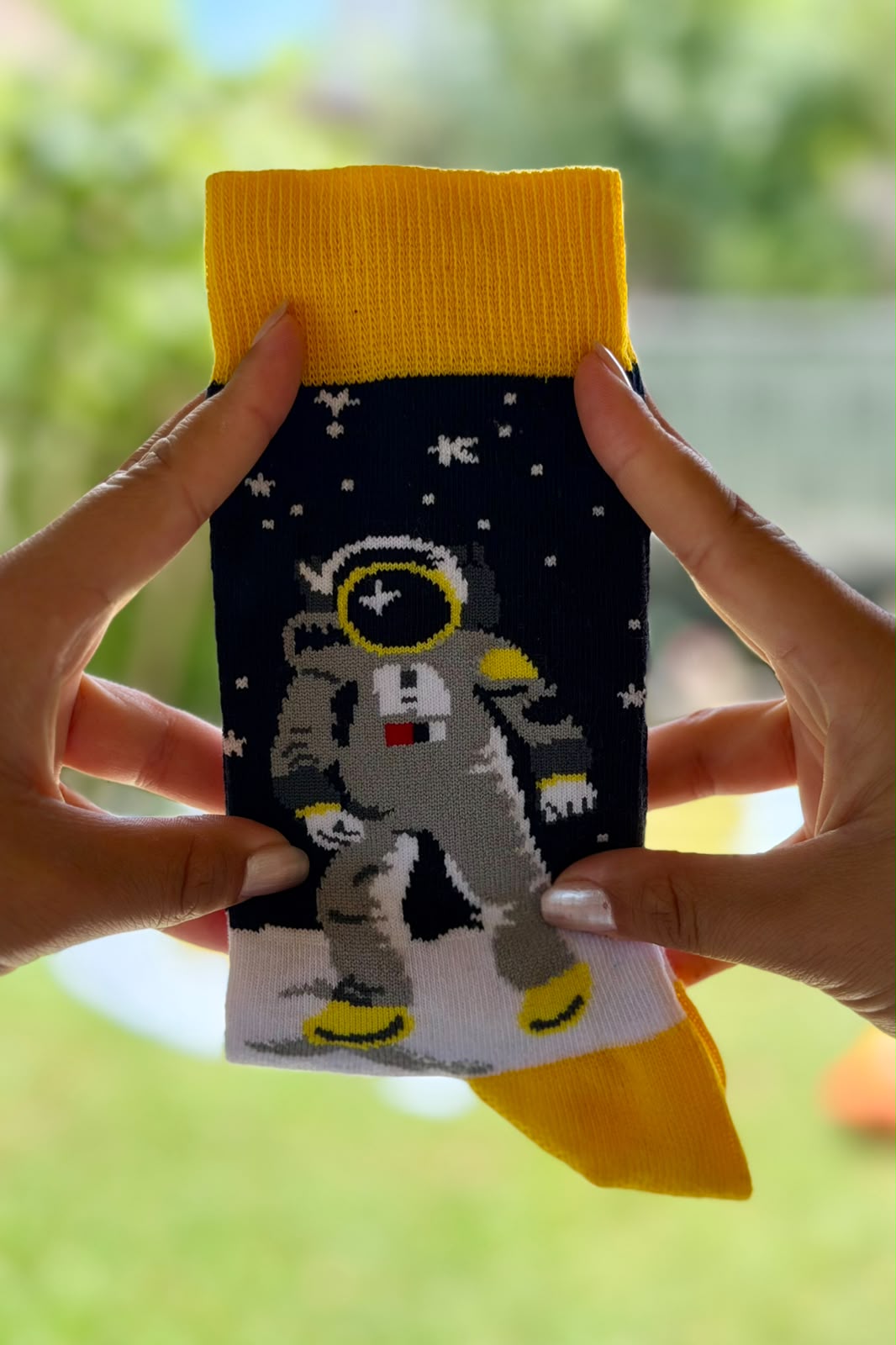 Sağlı Sollu Astronot Temalı Soket Çorap