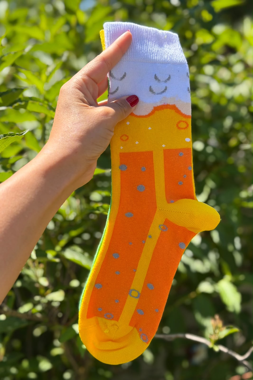 Sağlı Sollu Suds Beer Desenli Soket Çorap