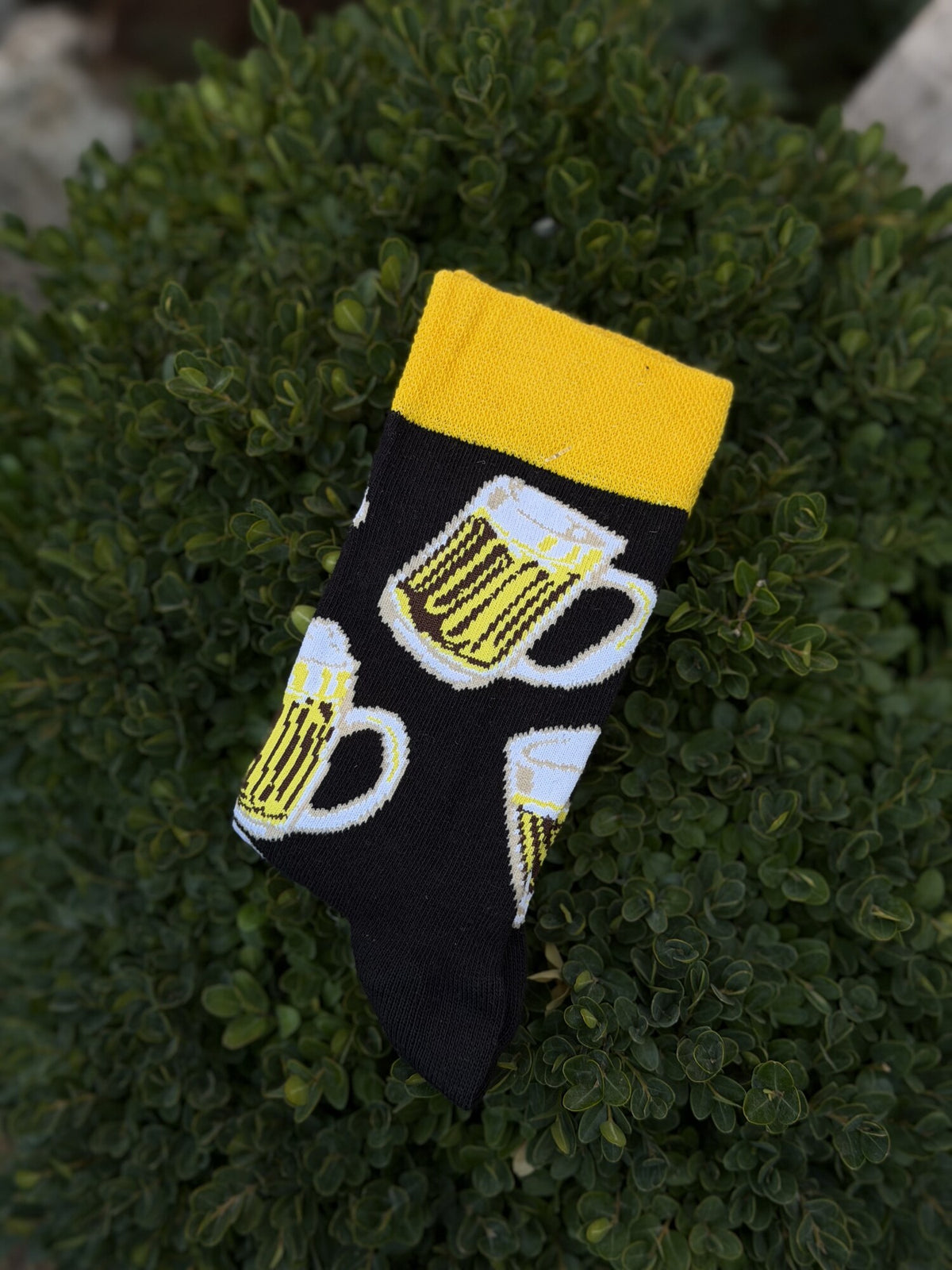 Unisex Bira Bardağı Desenli Siyah Soket Çorap - görsel 1