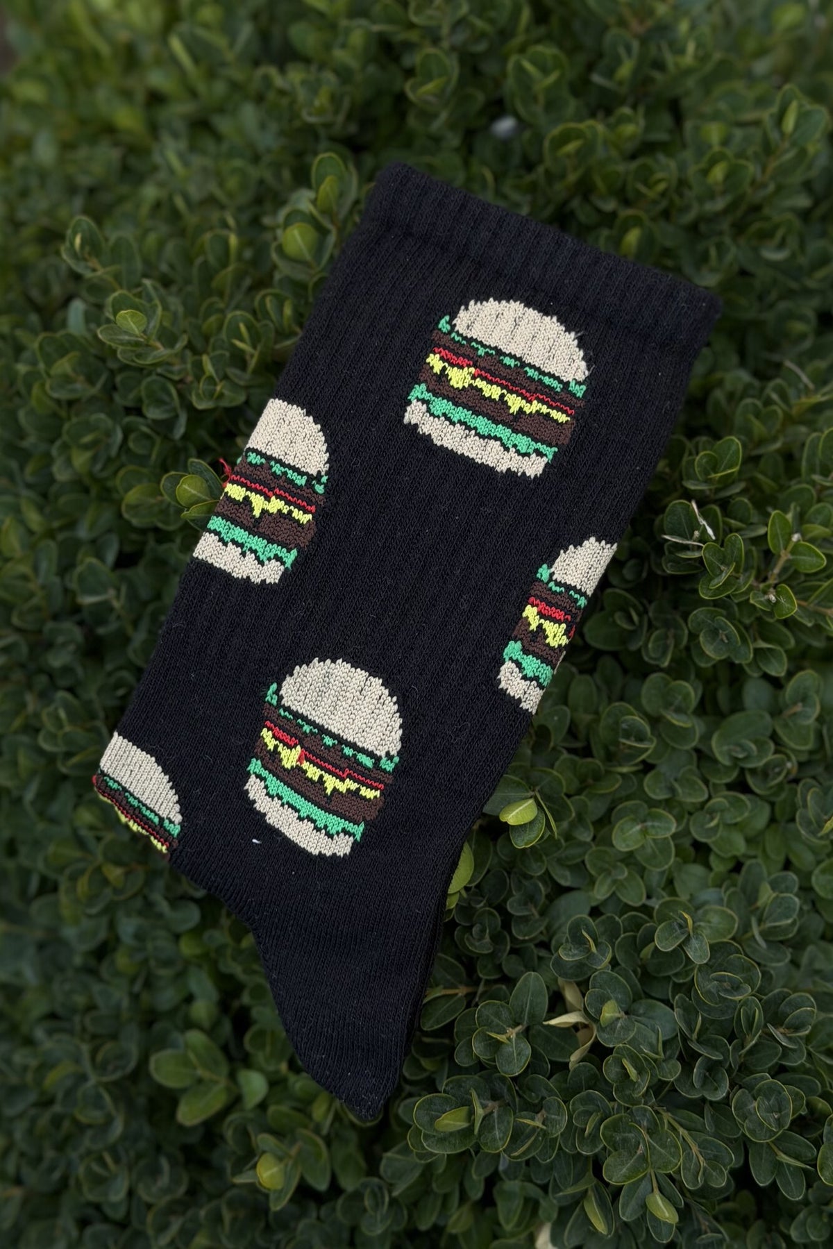 Unisex Hamburger Desenli Siyah Tenis Çorap - görsel 1