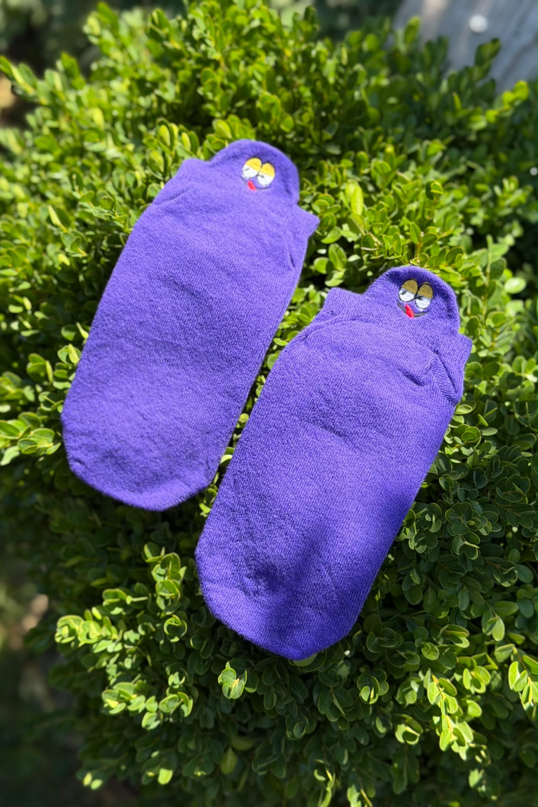 Memnuniyetsiz Surat Emoji Nakışlı Spor Patik Çorap - görsel 2
