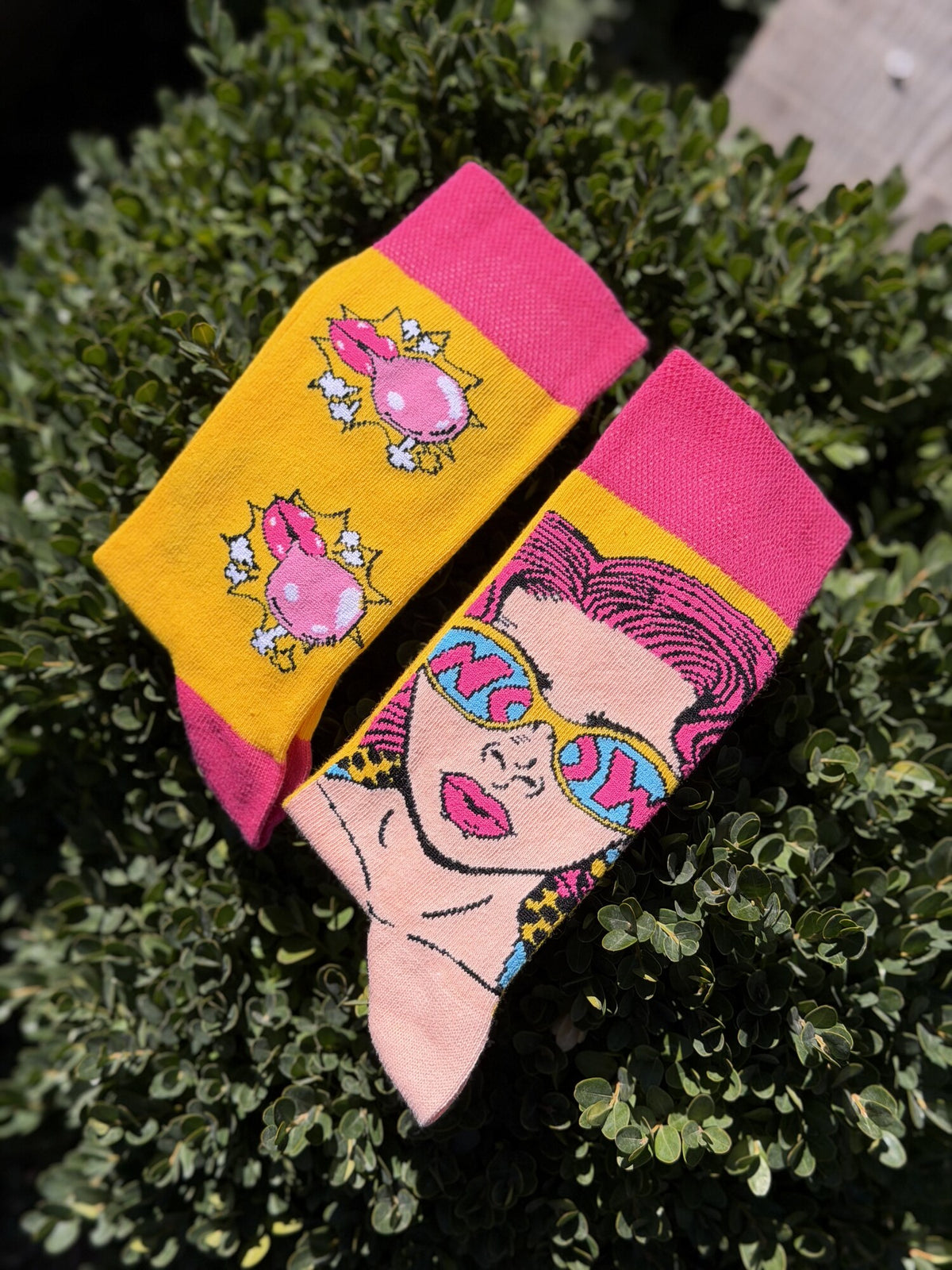Unisex Sağlı Sollu Pop Art Sakız Balonlu Kız Desenli Soket Çorap - görsel 2