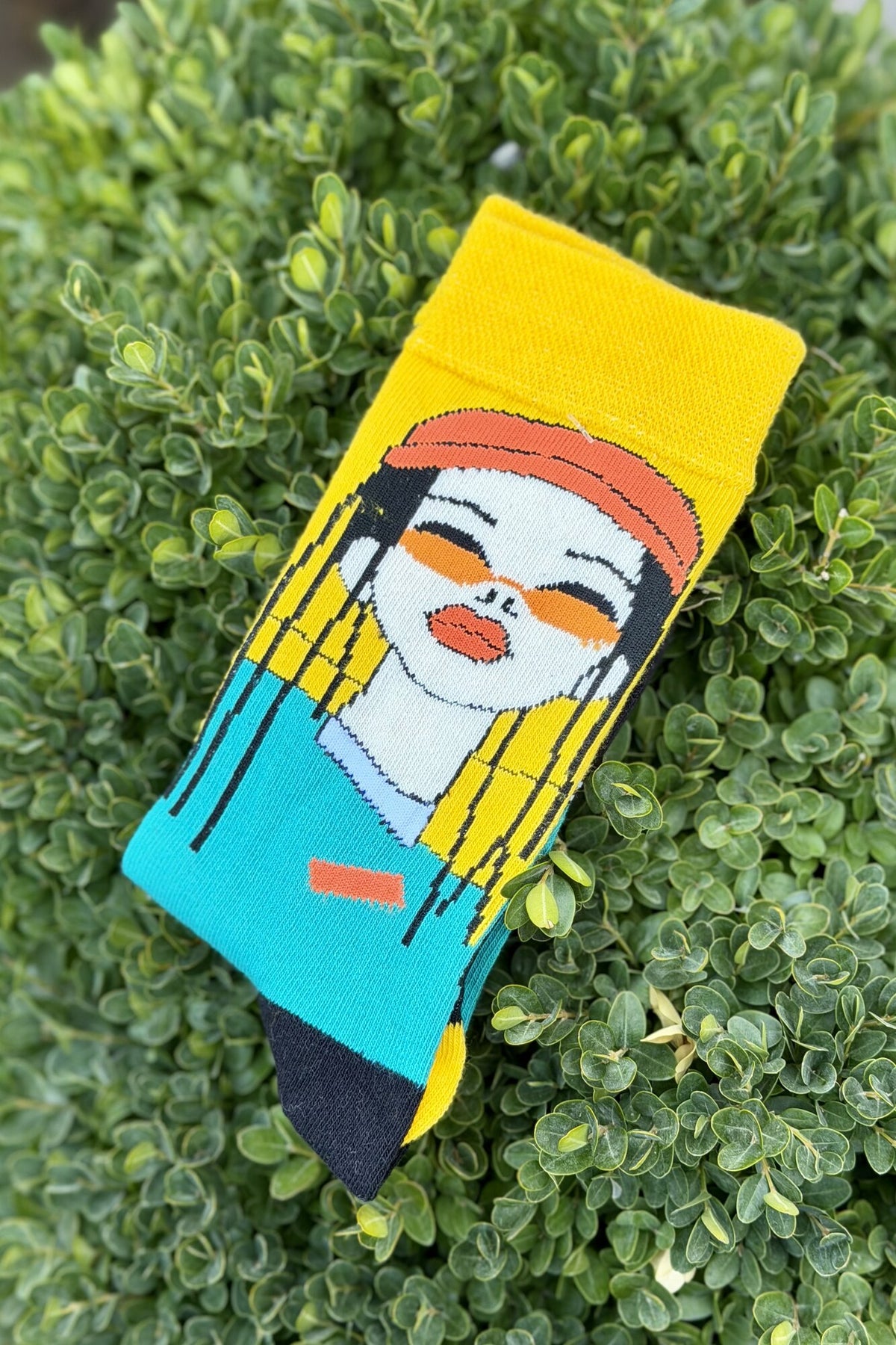 Unisex Sağlı Sollu Rasta Saçlı Kız Desenli Soket Çorap - görsel 1